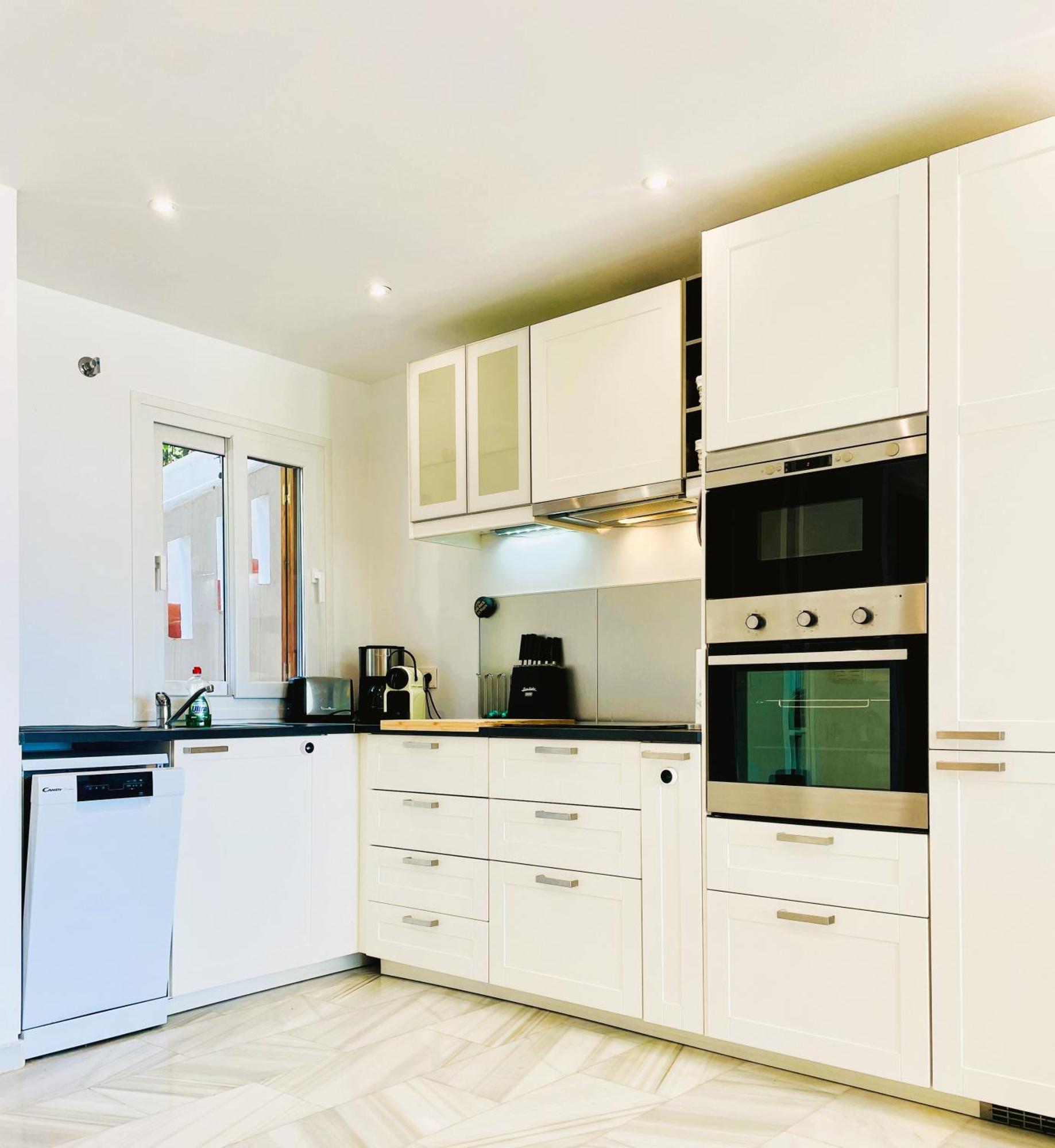 Modern Garden Apartment With A Fantastic Sea View And A Private Garden Sitio de Calahonda Exteriör bild